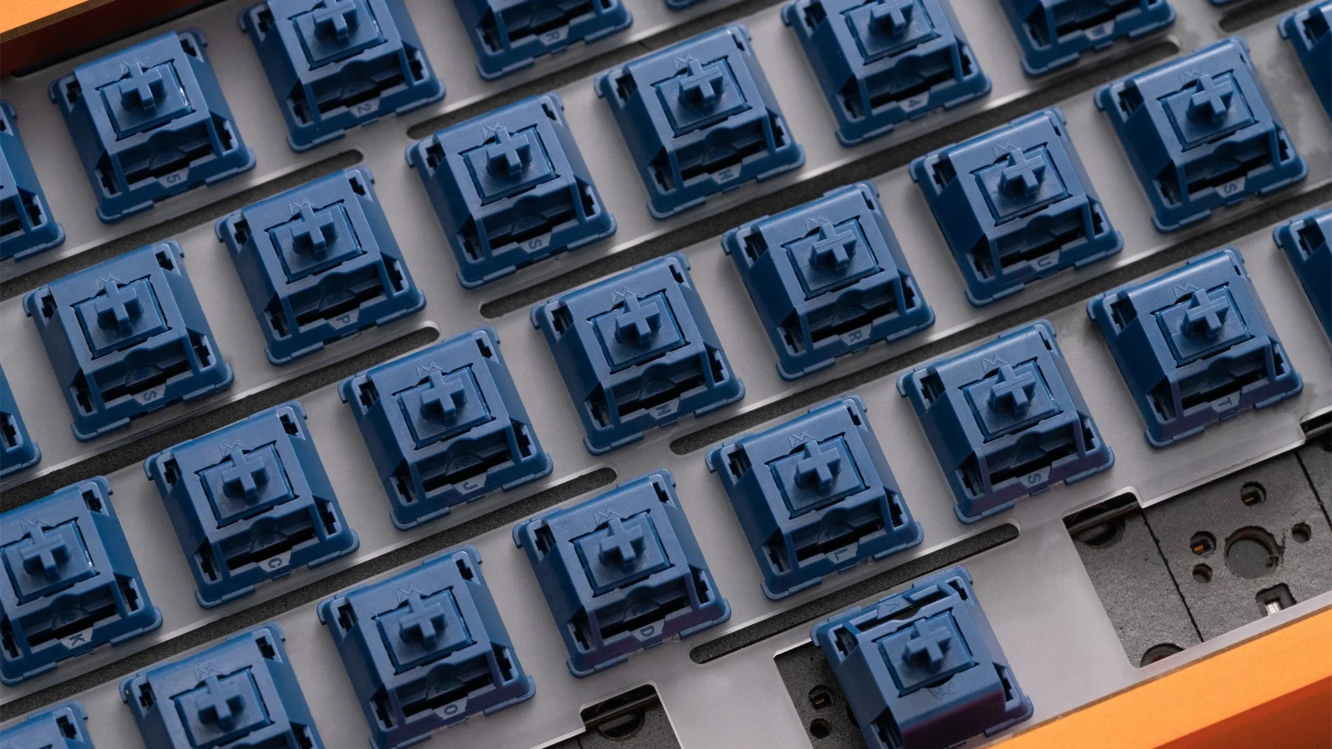 Wuque Studio Light Tactile 35g PCB Mount Switch - Image 6